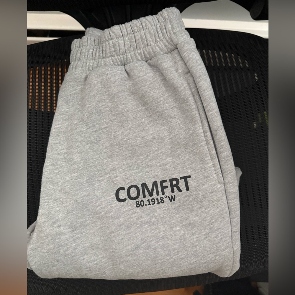 Comft brand grey sweatpants XS